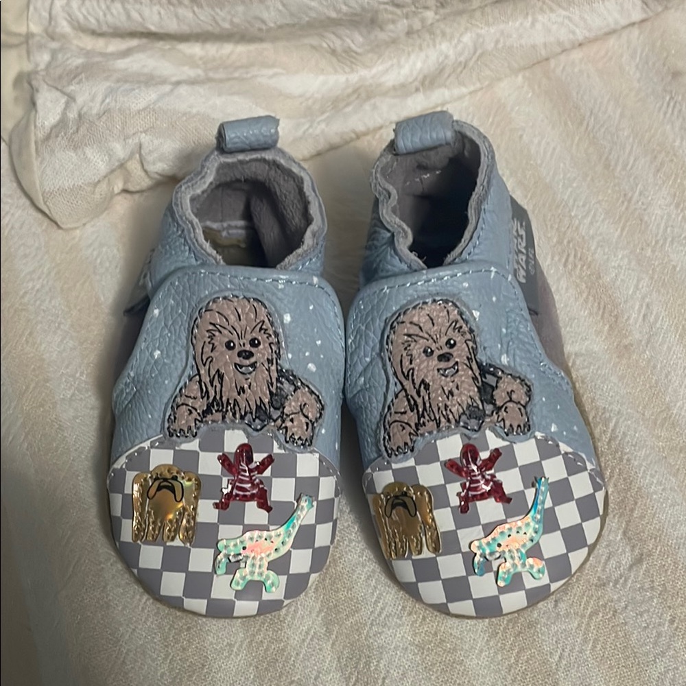 0-6 months Robeez Star Wars Moccasins - Picture 1 of 3